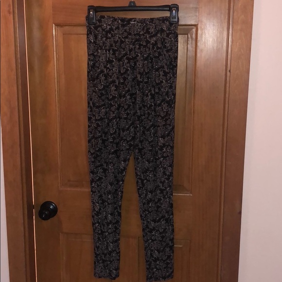 Abercrombie pants - Picture 3 of 3